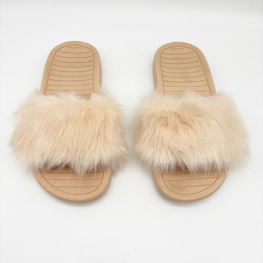 AKID Aston Blush Pink Faux Fur Slides Size 3